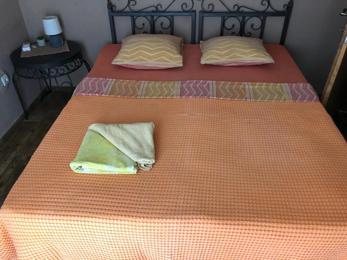 Hostel Anton Tivat Extérieur photo